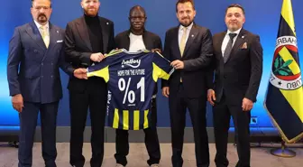 Kante’nin ayakkabısı hakkında yorumlar çığ gibi