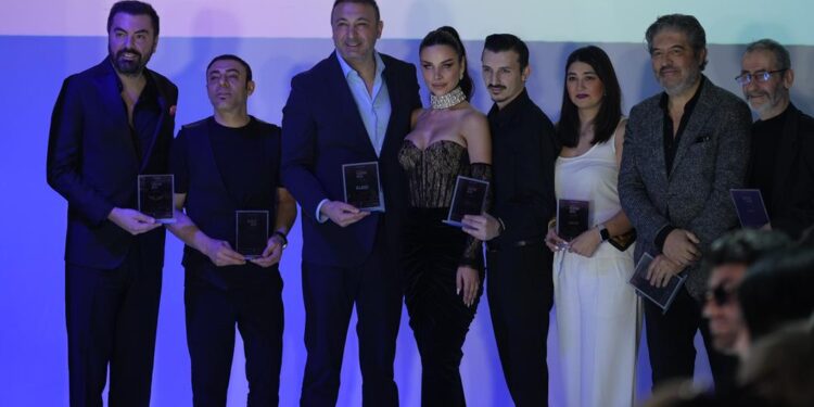 Legend Fashion Week İstanbul’da son gün izdihamı