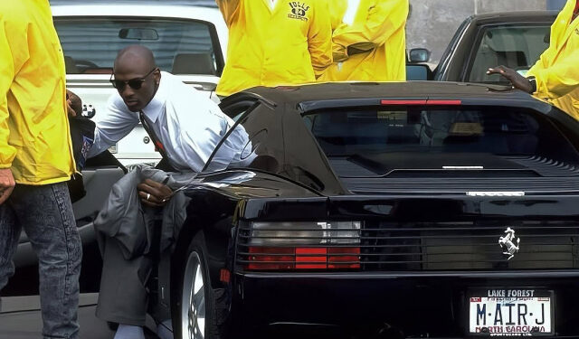 Michael Jordan, 1992 model klasik otomobiliyle gündemde