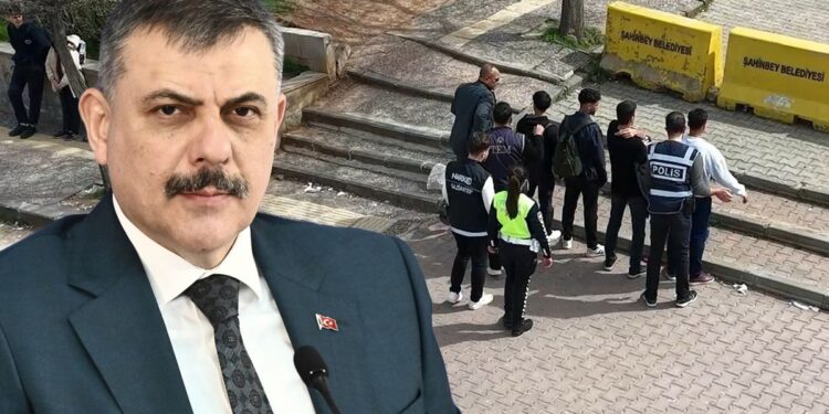 Bakan Çiftçi duyurdu: Okullara yeni güvenlik