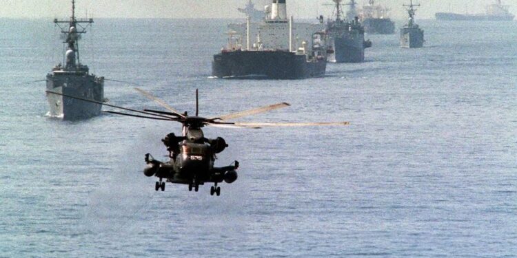 İran’da şok karar: Ticaret geçici olarak durdu