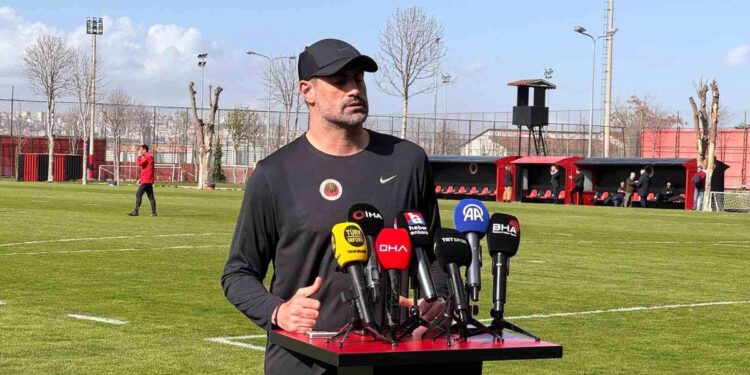 Volkan Demirel Göztepe Karşılaşmasını Kritik Buluyor