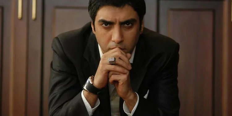 Polat Alemdar Necati Şaşmaz Çocuklarıyla Ahlat’ı Gezdi